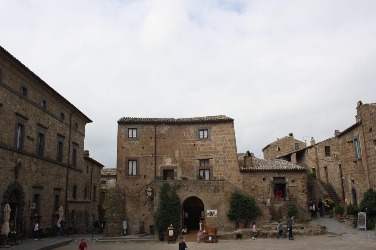 Locanda Della Buona Ventura Bagnoregio Exterior foto